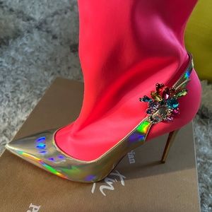 Christian LOUBOUTIN- Crystal Embellished bootie in Rose